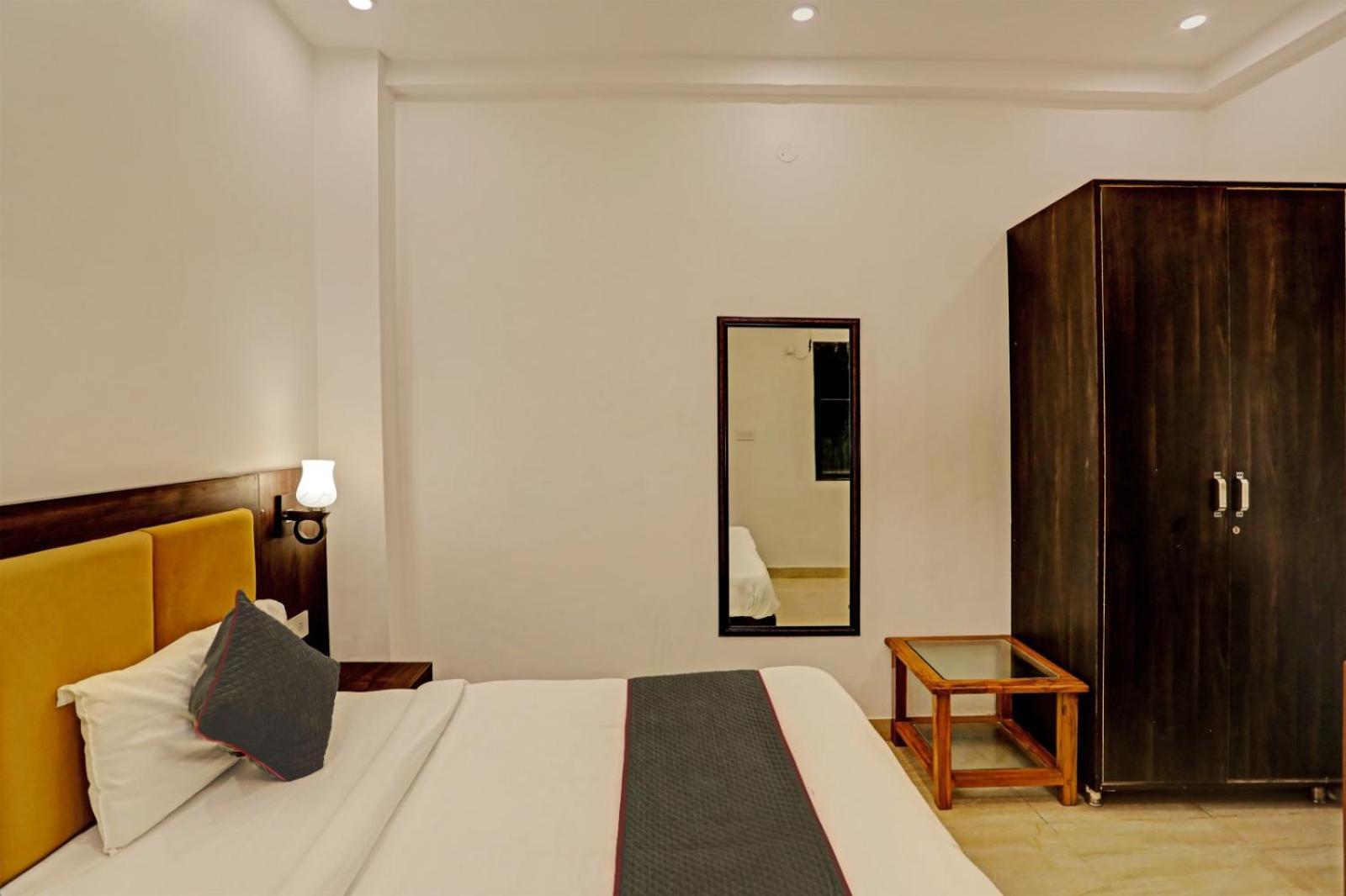 Hotel Golden Prime King 新德里 外观 照片
